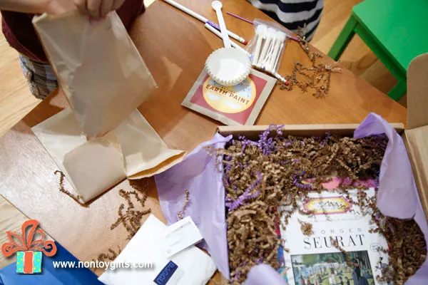 The art kit - a monthly subscription for kids
