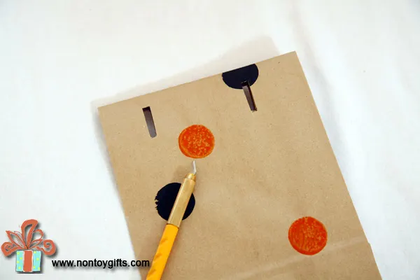 Halloween treat bag - at Non Toy Gifts