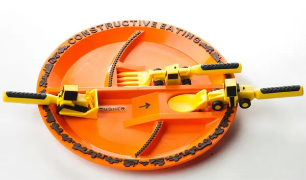 6 awesome dinner plates for boys