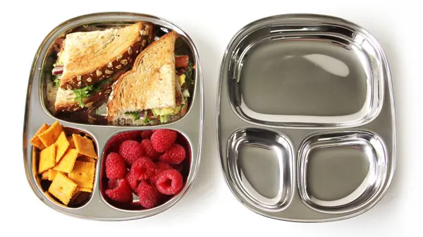 Alternatives to plastic plates for kids. Non-toxic, fun and colorful plates for kids for a healthy dinner. Ceramic, natural wood, silicone, glass and stainless steel are great eco-friendly materials. | at Non Toy Gifts