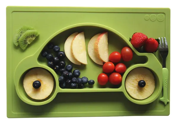 Alternatives to plastic plates for kids. Non-toxic, fun and colorful plates for kids for a healthy dinner. Ceramic, natural wood, silicone, glass and stainless steel are great eco-friendly materials. | at Non Toy Gifts