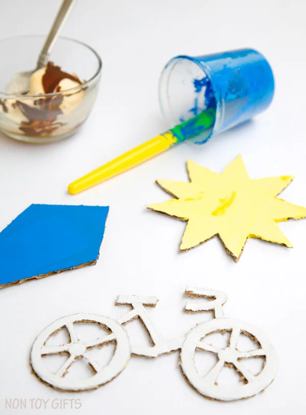 Recycle cardboard into a summer craft for kids