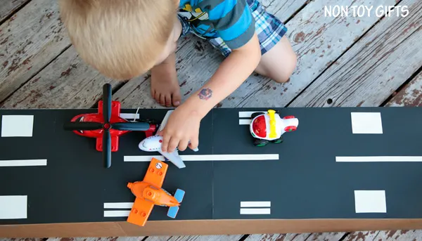 DIY cardboard airport toy to make for kids. | at Non Toy GIfts