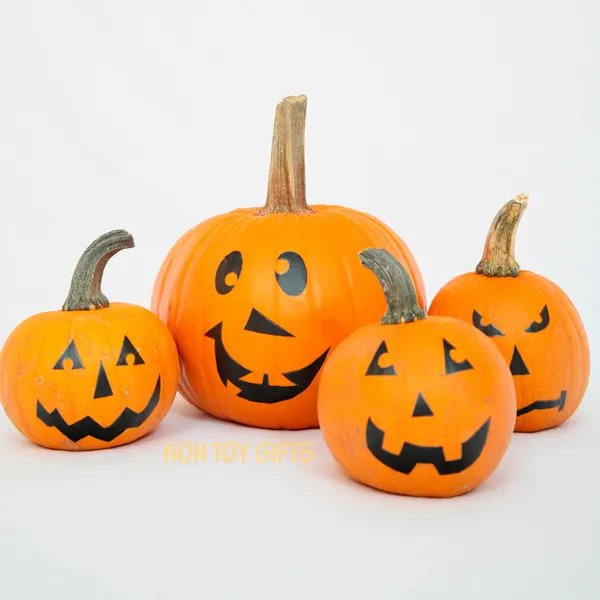 Faux Jack O Lanterns - No-Carve pumpkin decorating idea. A great way for toddlers and preschoolers to practice their scissors cutting skills. No mess Halloween decorating project for kids. | at Non-Toy Gifts