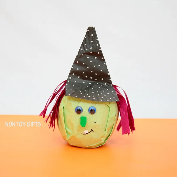 Healthy witch treats to make for kids for Halloween - apple or orange treats