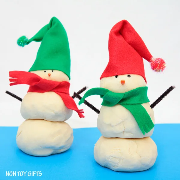 Play dough snowman kit for kids. Fun winter activity. Handmade book-inspired gift. | at Non-Toy GIfts
