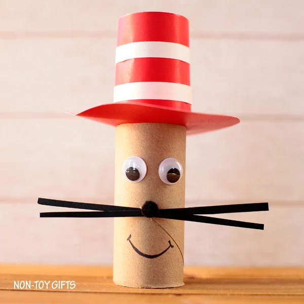 Paper roll Cat in the Hat craft for kids. Dr Seuss craft to get along with the book The Cat in the Hat. | at Non-Toy Gifts