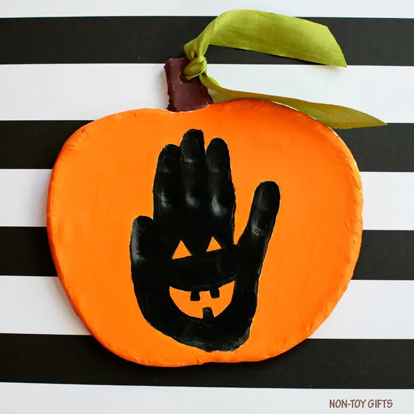 Handprint Halloween Jack-O-Lantern keepsake craft for kids