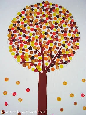 q-tip printed fall tree