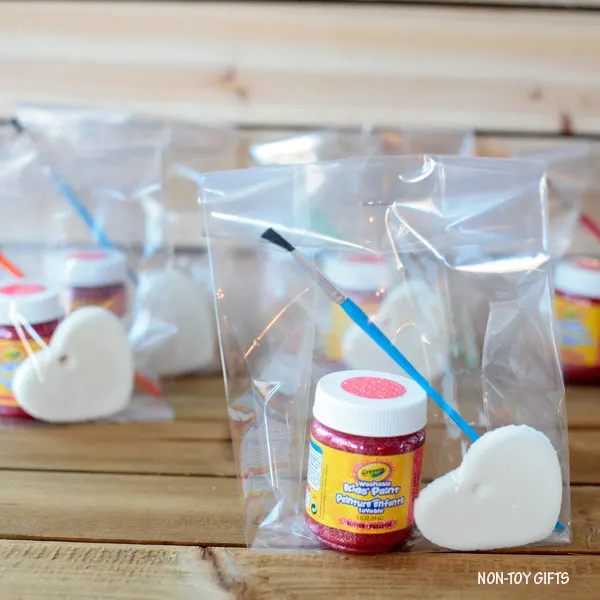 Paint your own heart gifts for Valentines day