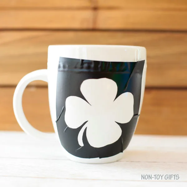 Shamrock stencil