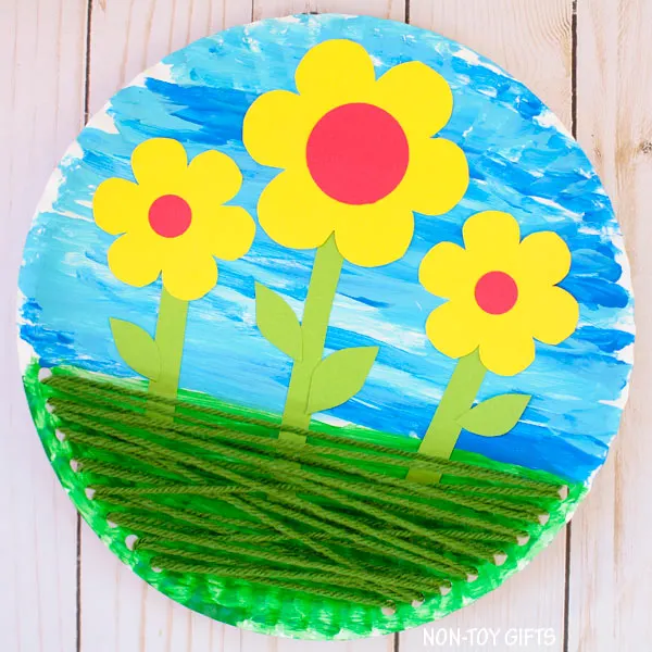 Flowers in the garden spring craft