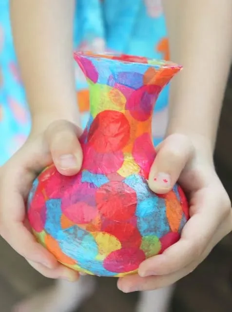 DIY confetti vase present