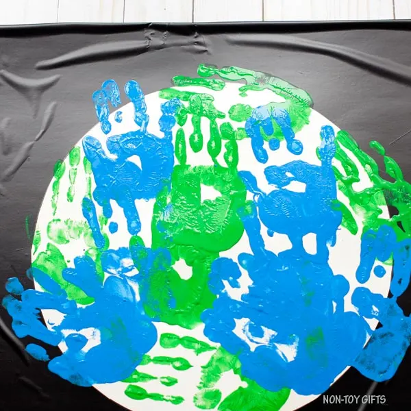 Handprint Earth