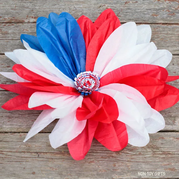Tissue paper patriotic flower wreath