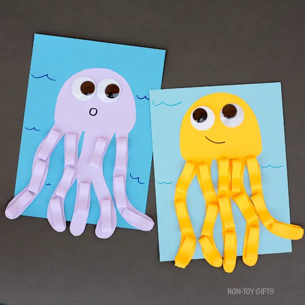 2 paper jellyfish