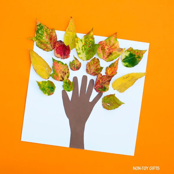 Classroom fall tree craft