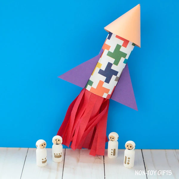 Outer space craft; peg doll astronauts
