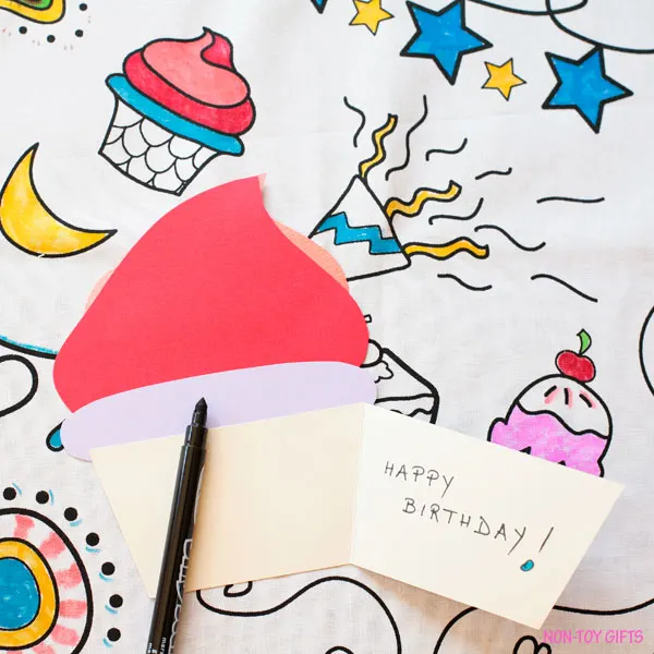 Cupcake card with free template