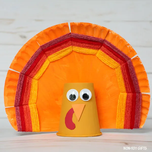 Paper plate turkey