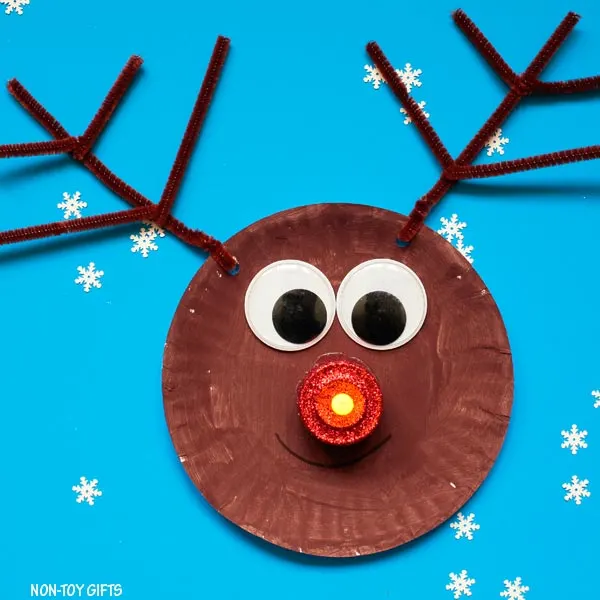 Easy paper plate Christmas craft