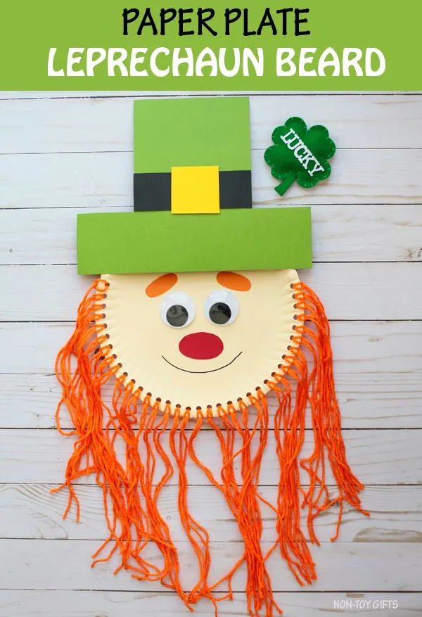 Paper plate leprechaun beard craft for kids. Trim the leprechaun's beard - fine motor skills activity for preschoolers. St Patrick craft #leprechaun #nontoygifts #paperplate #yarncraft