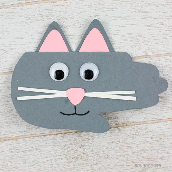 Cat mouth