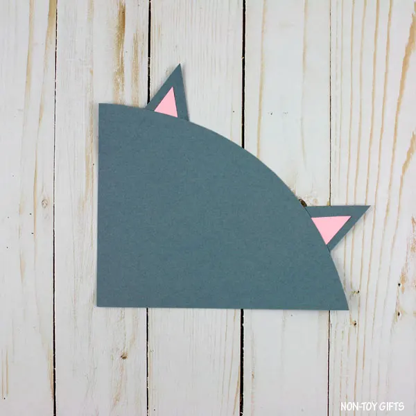 Cat head
