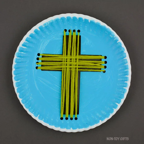 Green yarn cross