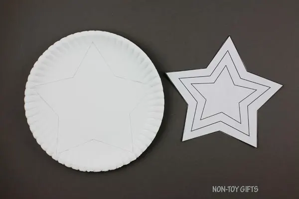 Big star on paper plate