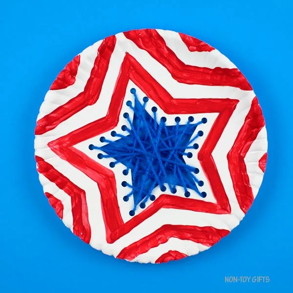 Paper plate American flag craft