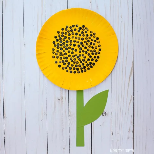 Easy sunflower craft