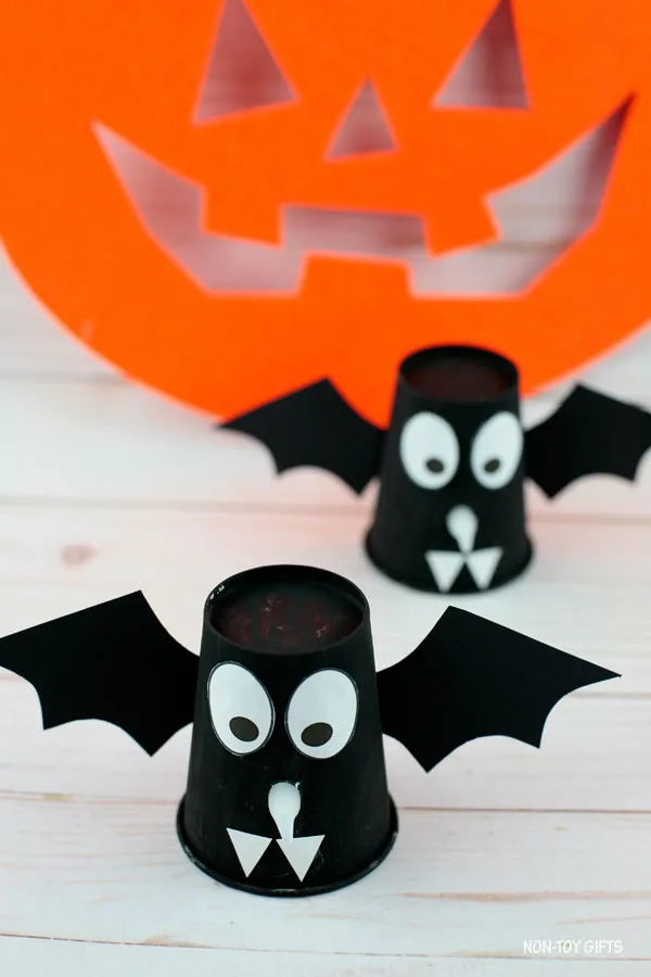 paper cup bats for kids