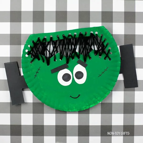 Yarn and paper plate Frankenstein