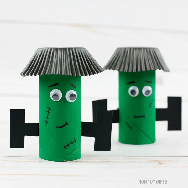 Paper roll Frankenstein craft