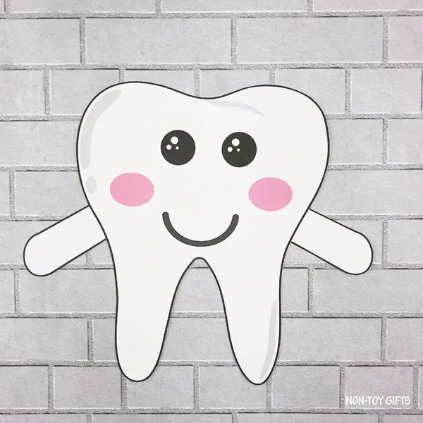 Tooth with arms