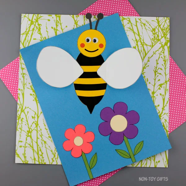 3D bee craft for kids