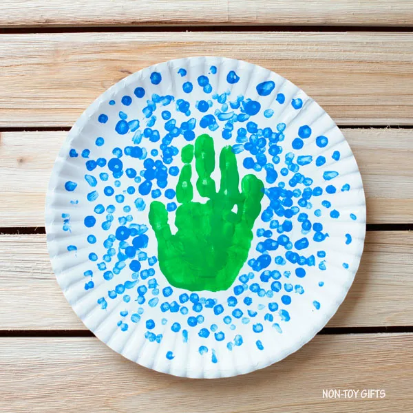 Handprint Earth Day craft