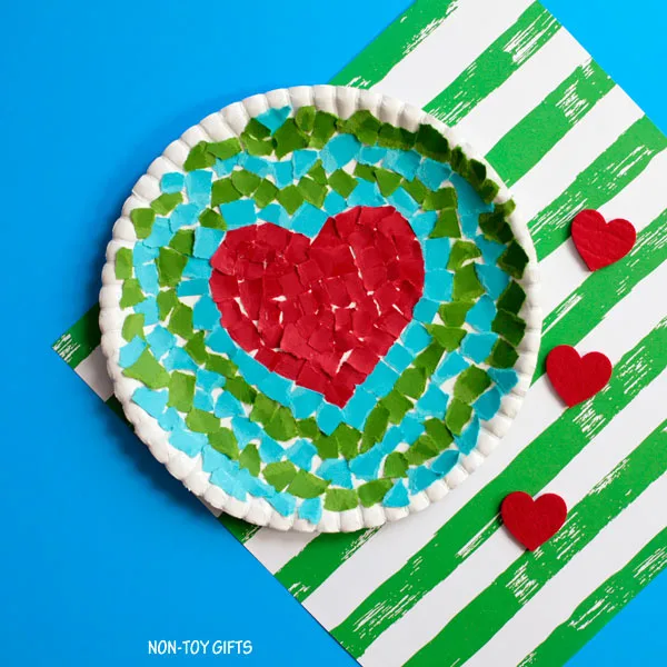 Paper plate Earth heart craft