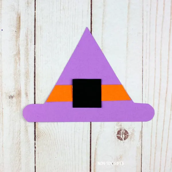 hat buckle