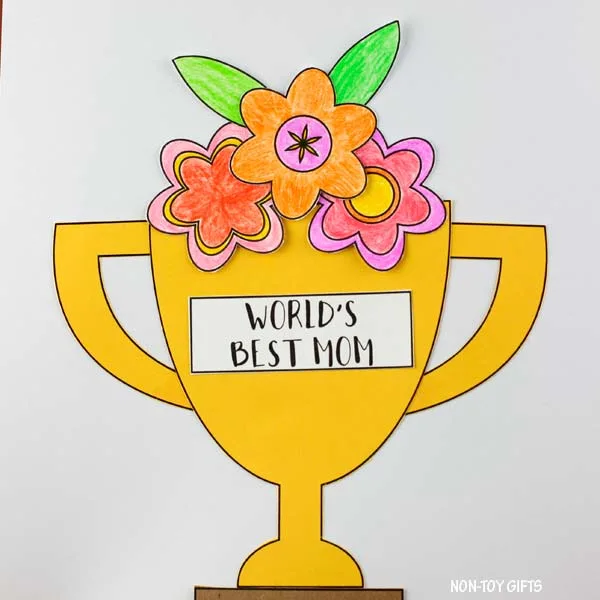 Mother's Day flower trophy craft kids can make for mom