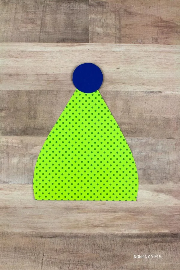 hat with pom pom