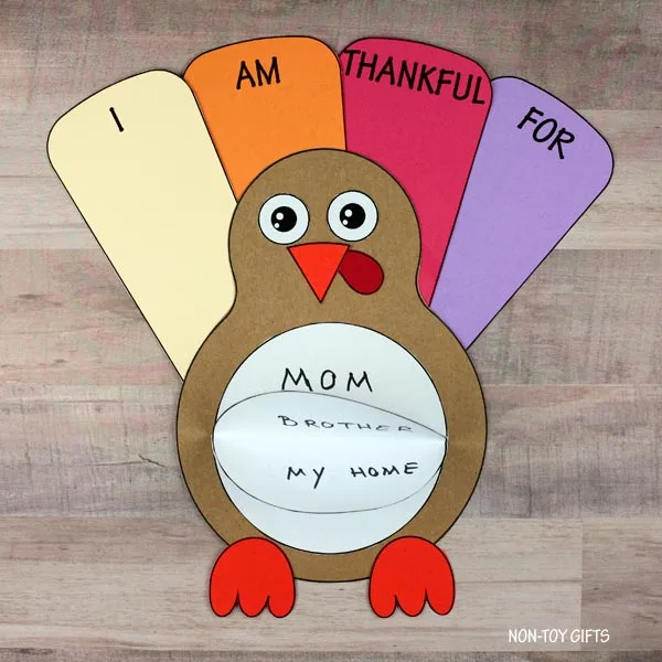 3D paper thankful turkey craft for kindergarten