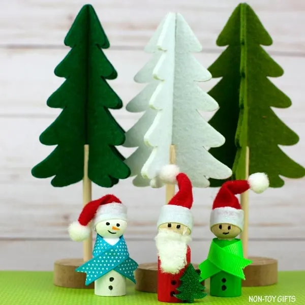 DIY Christmas play pretend for kids