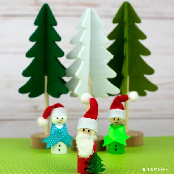 Wooden peg doll Christmas craft