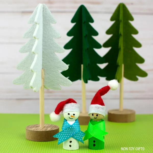 elf and snowman wooden peg dolls