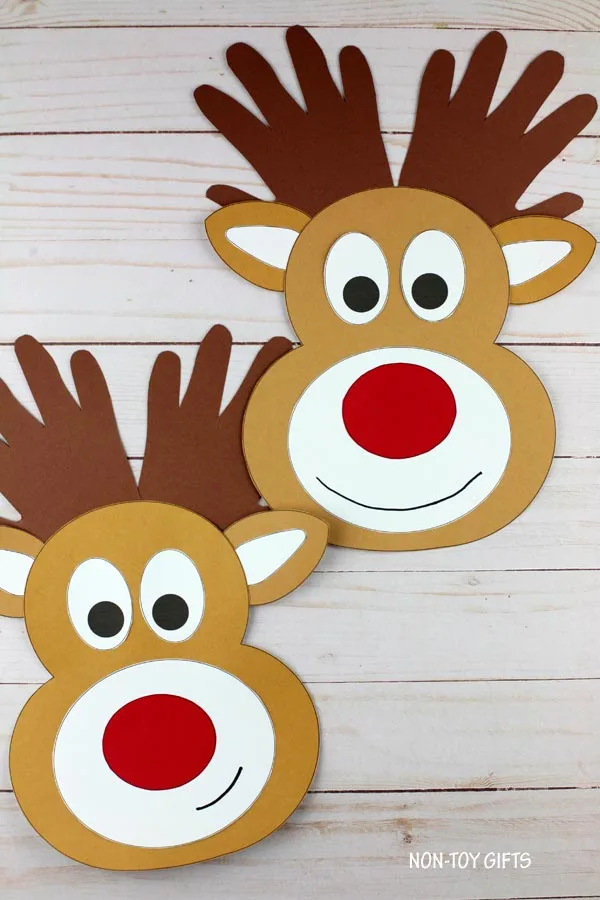 Easy Handprint reindeer craft