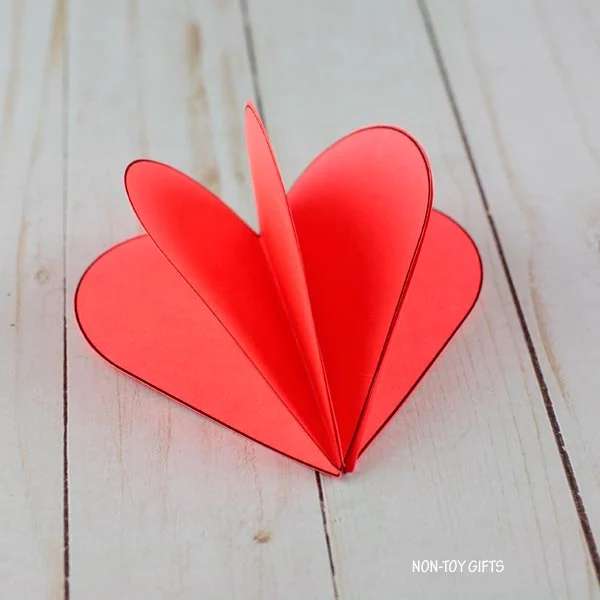 4 hearts glued together