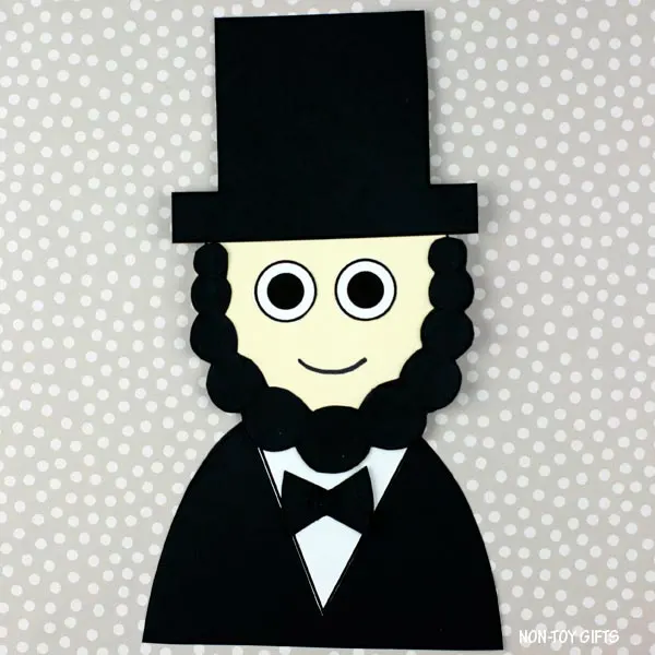 Easy paper Abraham Lincoln craft for kids 