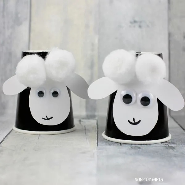 Paper cup sheep craft for preschoolers